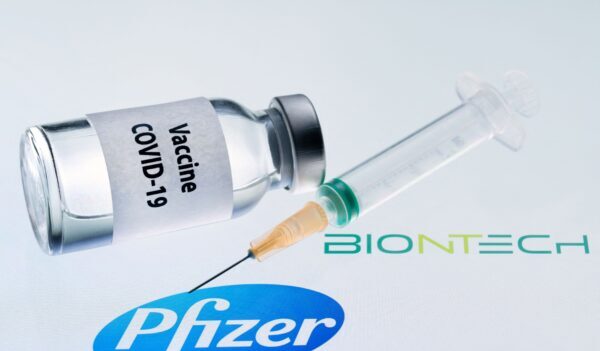 Pfizer affiche un chiffre d’affaires record pour 2022 grâce aux milliards générés par les vaccins Covid