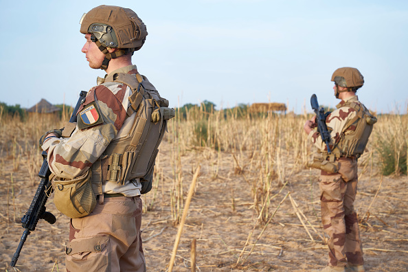 Des soldats français au Burkina Faso durant l'opération Barkhane, en 2019. (Photo : MICHELE CATTANI/AFP via Getty Images)
