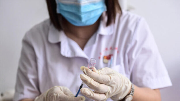 Les victimes du vaccin chinois contre le Covid demandent une enquête équitable et une indemnisation