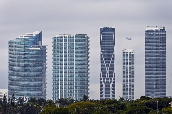 Tours résidentielles de Miami, en Floride, États-Unis. (Photo: CHANDAN KHANNA/AFP via Getty Images)