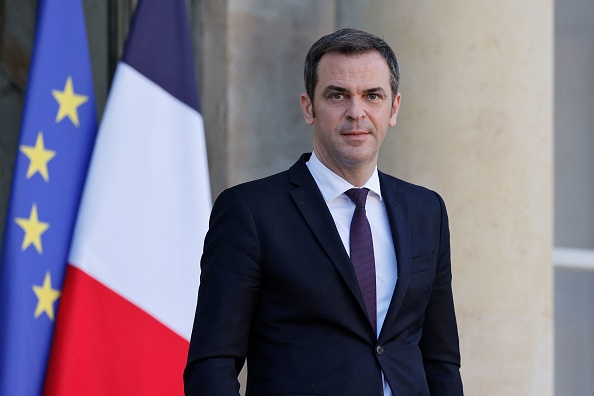 Le porte-parole du gouvernement Olivier Veran. (Photo: LUDOVIC MARIN/AFP via Getty Images)
