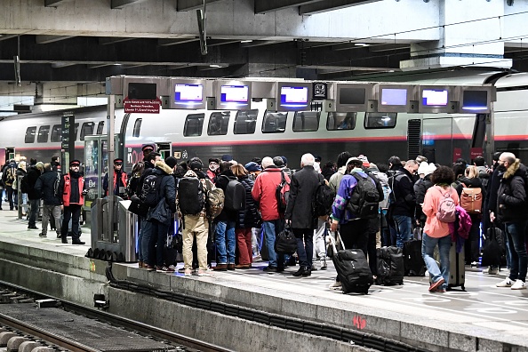 Illustration (Gare Montparnasse - Paris - STEPHANE DE SAKUTIN/AFP via Getty Images)