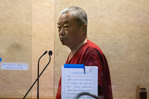 Chunli Zhao comparaît pour son interpellation devant la Cour supérieure de San Mateo le 25 janvier 2023 à Redwood City, en Californie. (Photo : Shae Hammond-Pool/Getty Images)