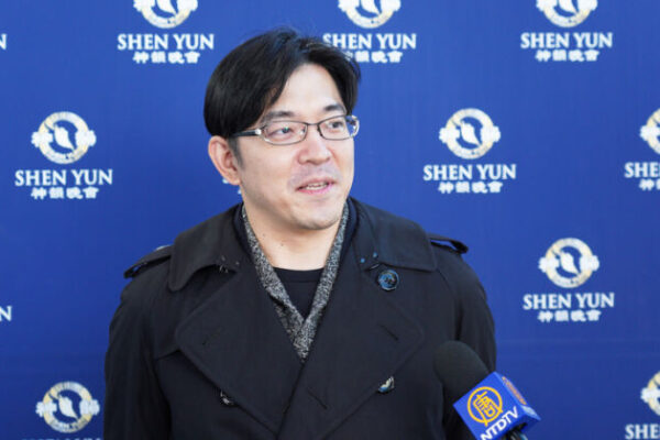 Un entrepreneur: le «pouvoir de compassion de Shen Yun» m’a soulevé