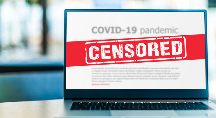 La pandémie de COVID-19 est l'un des événements liés aux maladies infectieuses les plus manipulés de l'histoire, caractérisé par des mensonges officiels et incessants engendrés par les bureaucraties gouvernementales, les associations médicales, les commissions médicales, les médias et les agences internationales. (Monticello/Shutterstock)