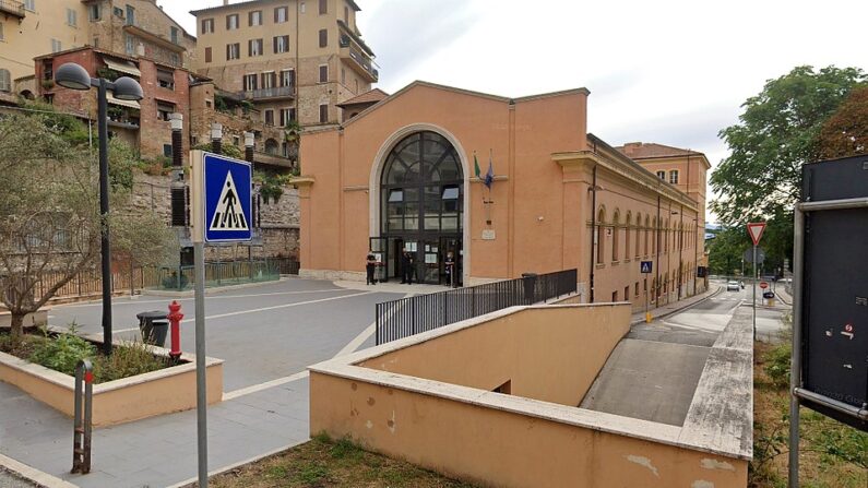 Tribunal de Pérouse en Italie - Google maps