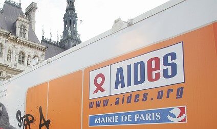 Mort du militant anti-sida Daniel Defert, fondateur d’Aides
