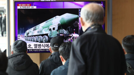La Corée du Nord dévoile une quantité record de missiles