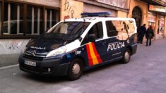 Espagne: il est arrêté à 118 km/h sur sa trottinette électrique, positif à plusieurs drogues après avoir grillé un feu rouge