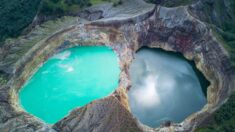 Ces trois «lacs aux esprits», anciens cratères d’un volcan indonésien, changent régulièrement de couleurs: turquoise, noir, blanc ou rouge