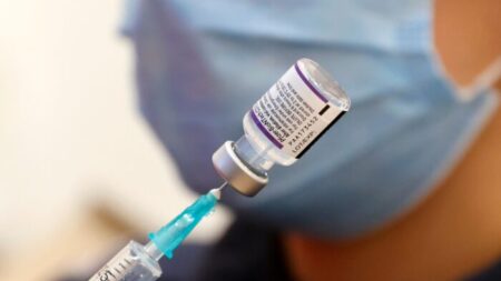 Des accords sur le vaccin Covid, entre Pfizer et Israël, jusqu’à présent non divulgués, sont maintenant publiés
