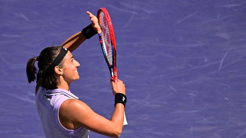 Caroline Garcia a fini en trombe contre la Canadienne Leylah Fernandez, lundi, pour rallier les 8e de finale. (Photo by FREDERIC J. BROWN/AFP via Getty Images)