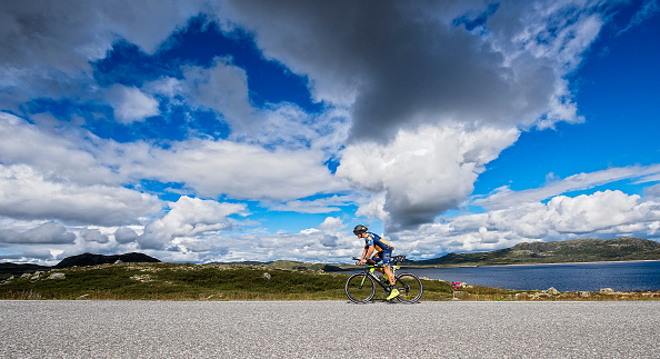 Illustration (Agurtxane Concellon/Iskar Norseman Xtreme Triathlon via Getty Images)