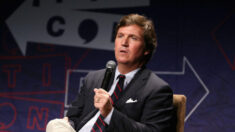 «Ils mentent»: Tucker Carlson révèle de nouveaux détails sur la vidéo exclusive du 6 janvier