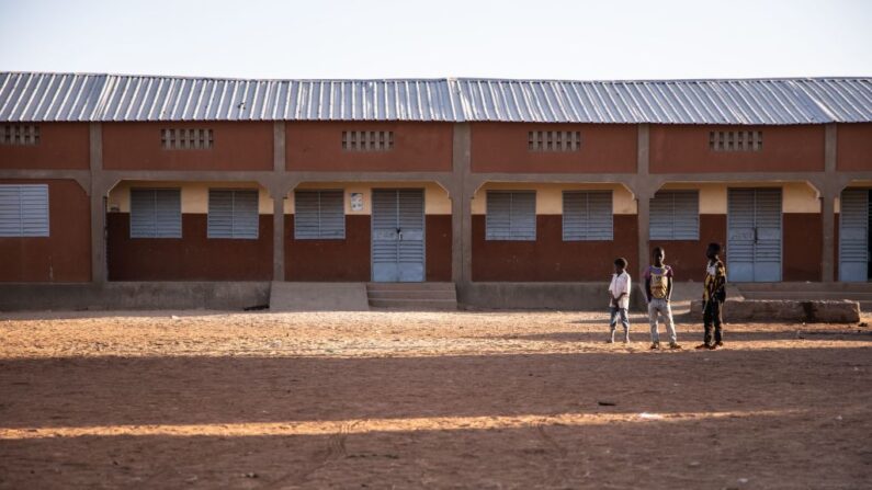 Près d'une école sur quatre fermée à cause des violences djihadistes. (Photo OLYMPIA DE MAISMONT/AFP via Getty Images)