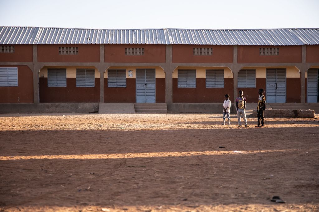 Burkina : près d'une école sur quatre fermée à cause des violences jihadistes, selon une ONG