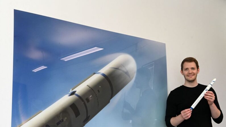 Daniel Metzler, PDG d'Isar Aerospace. Si tout se passe comme prévu, la startup Isar aerospace enverra sa première mini-fusée dans le ciel dans moins d'un an. (Photo CHRISTOF STACHE/AFP via Getty Images)