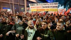 Accident de train en Grèce: manifestation et minute de silence