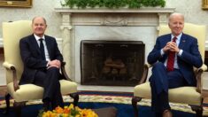 Ukraine: Joe Biden annonce une nouvelle aide militaire lors d’une rencontre avec Olaf Scholz
