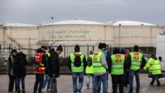 Trains annulés, raffineries bloquées: les grèves continuent