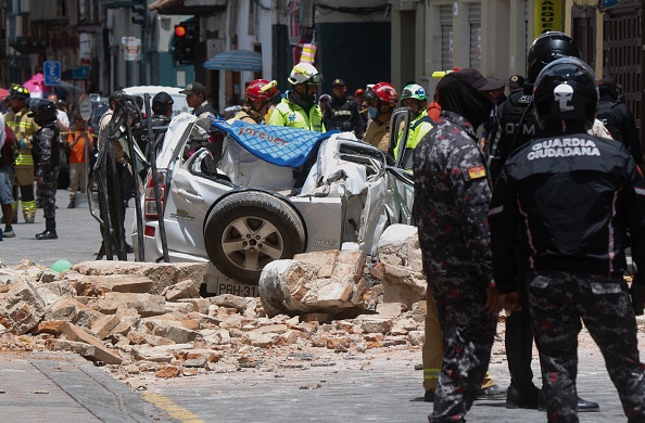 En Équateur, un séisme important a fait au moins 12 morts. (FERNANDO MACHADO/AFP via Getty Images)