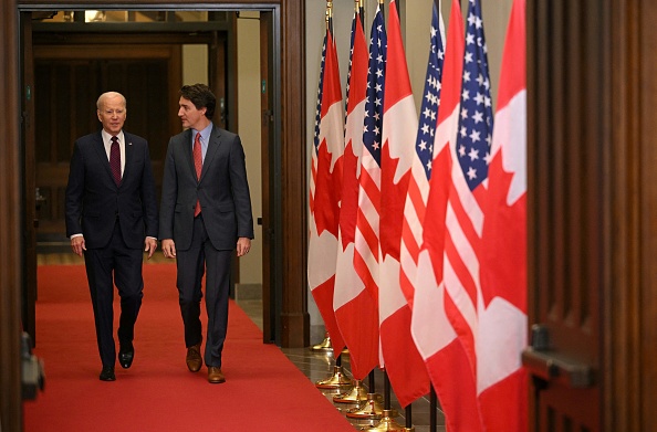 Le Premier ministre canadien Justin Trudeau et le président américain Joe Biden à Ottawa, Canada, le 24 mars 2023. (MANDEL NGAN/AFP via Getty Images)
