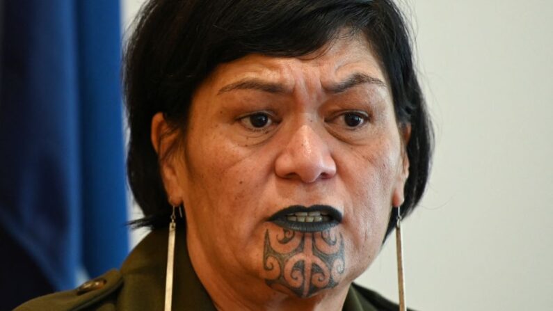 La ministre néo-zélandaise des Affaires étrangères, Nanaia Mahuta, à l'ambassade de Nouvelle-Zélande à Pékin, le 25 mars 2023. (GREG BAKER/AFP via Getty Images)