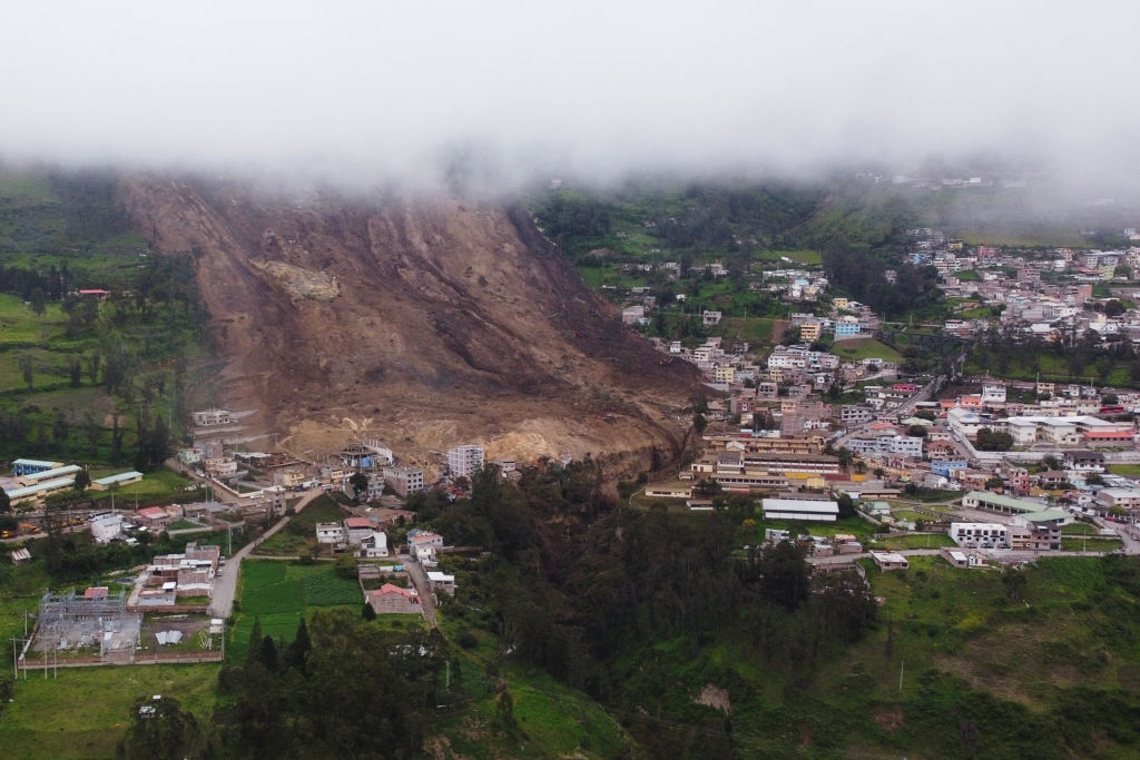 Équateur: 7 morts, 62 disparus dans un glissement de terrain