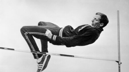 Athlétisme: Décès de Dick Fosbury, l’athlète qui a révolutionné le saut en hauteur avec le « flop »