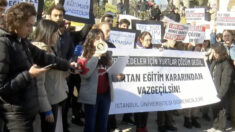Turquie: les étudiants frappés de plein fouet par le tremblement de terre