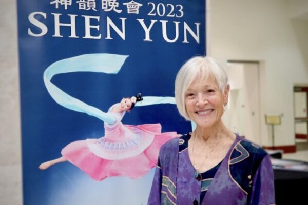 Shen Yun « est profondément émouvant », déclare une écrivaine primée