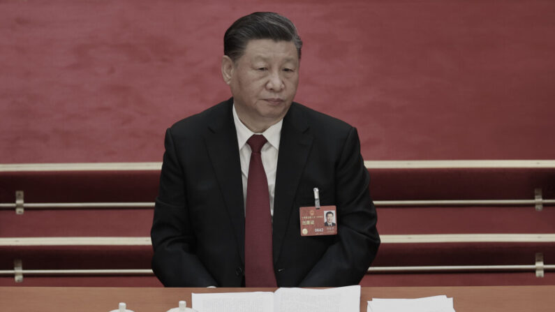 Le dirigeant chinois Xi Jinping assiste à l'ouverture de la première session du 14e Congrès national du peuple à Pékin, le 5 mars 2023. (Lintao Zhang/Getty Images)