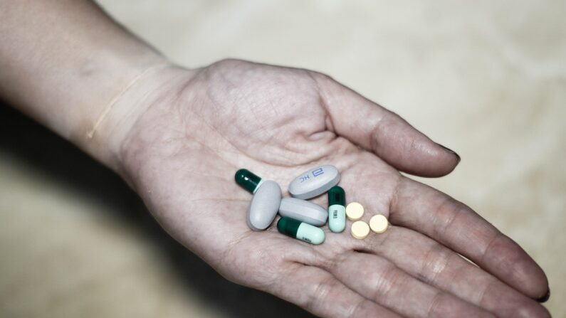 La consommation de médicaments psychotropes chez l’enfant et l’adolescent explose en France. (Photo : Pixabay)