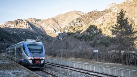 Italie: le trafic ferroviaire Nord-Sud bloqué après un déraillement