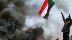 Le Soudan «s’effondre», la guerre entre dans sa troisième semaine