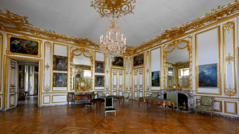 L'appartement du dauphin est l'un des plus prestigieux de l'ancienne résidence royale et est situé au rez-de-chaussée, dans le corps central du château de Versailles. (Photo by EMMANUEL DUNAND/AFP via Getty Images)