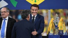 Coupe de France: Emmanuel Macron a salué les joueurs dans les couloirs du Stade de France