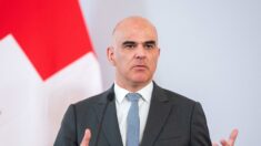 Le président suisse au front pour défendre le rachat de Credit Suisse