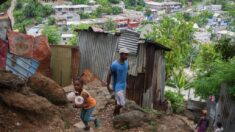 Mayotte: la France «répond à la misère par la violence», estime une délégation d’avocats