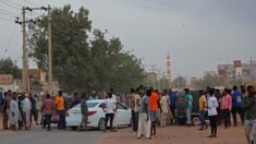 Les combats font rage au Soudan, une centaine de civils tués