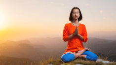 Utiliser la méditation traditionnelle pour relier le corps, l’esprit et l’âme selon un spécialiste en psychiatrie