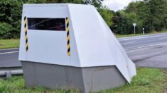 Ille-et-Vilaine : un radar retrouvé renversé dans un fossé sur la RD155