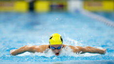 Natation : la Canadienne Summer McIntosh bat le record du monde du 400m quatre nages