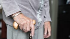 Gard: une femme de 88 ans agressée à son domicile en pleine nuit par des individus armés