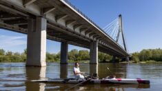 Un navigateur français va faire Varsovie-Paris à la rame pour étudier la pollution des rivières