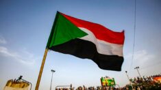 Soudan: des combats à Khartoum et toujours pas de couloir pour l’aide humanitaire