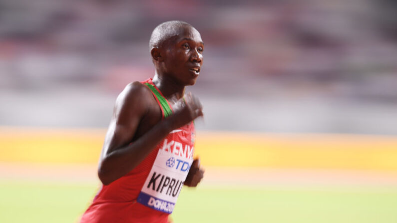 Le Kényan Rhonex Kipruto, médaillé de bronze mondial du 10.000 m en 2019 et recordman du monde du 10 km route. (Photo Matthias Hangst/Getty Images)