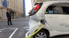 La France atteint enfin 100.000 bornes de recharge électrique mais va devoir accélérer pour les recharges rapides
