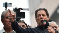 Pakistan : l’ex-Premier ministre Imran Khan placé en détention provisoire au lendemain de son arrestation