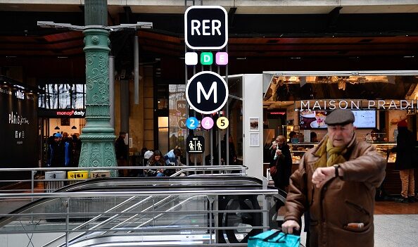 Métro et RER parisiens, symboles de la quart-mondisation de la France